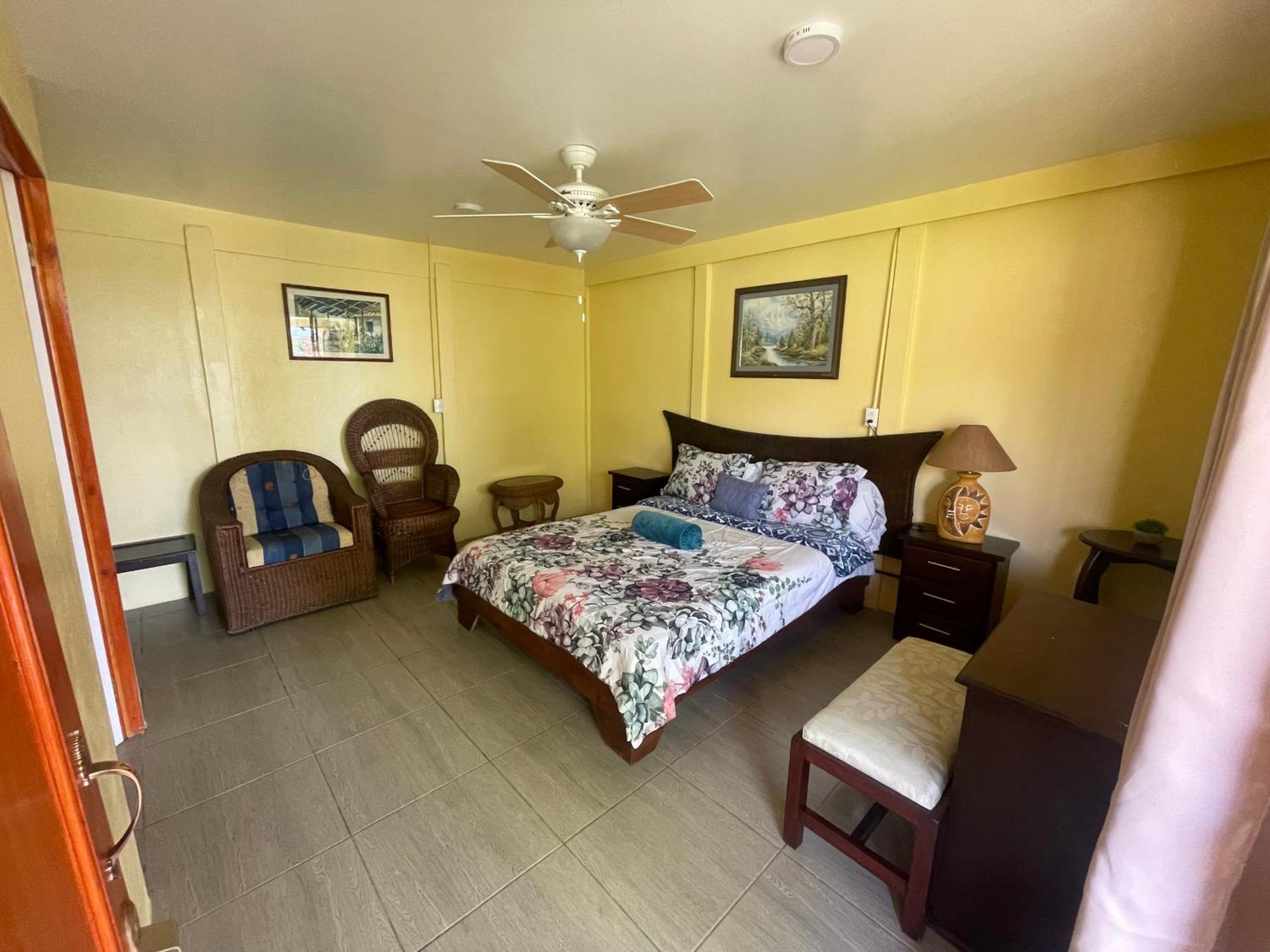 Hotel Tierra De Volcanes La Fortuna ภายนอก รูปภาพ