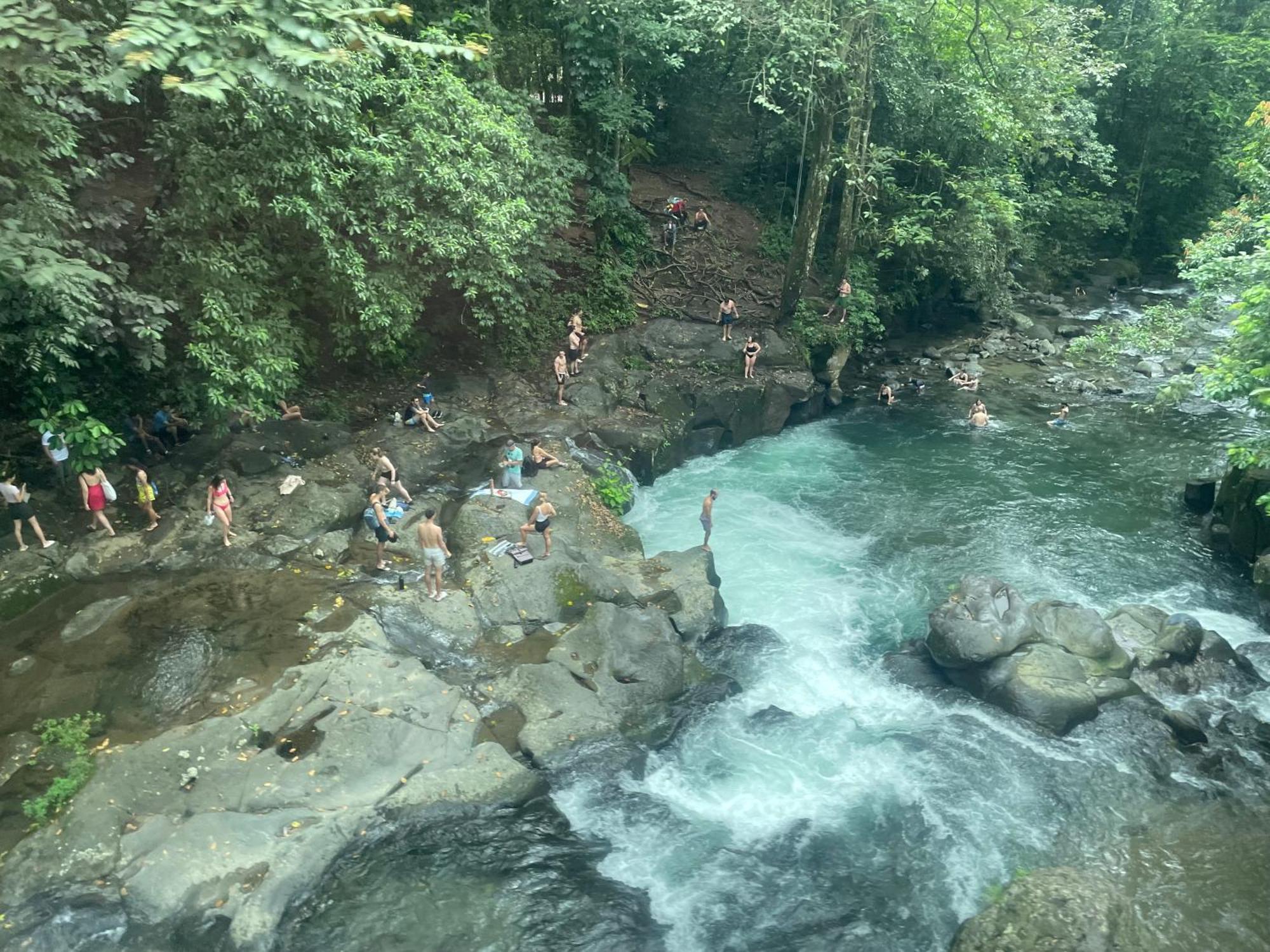Hotel Tierra De Volcanes La Fortuna ภายนอก รูปภาพ