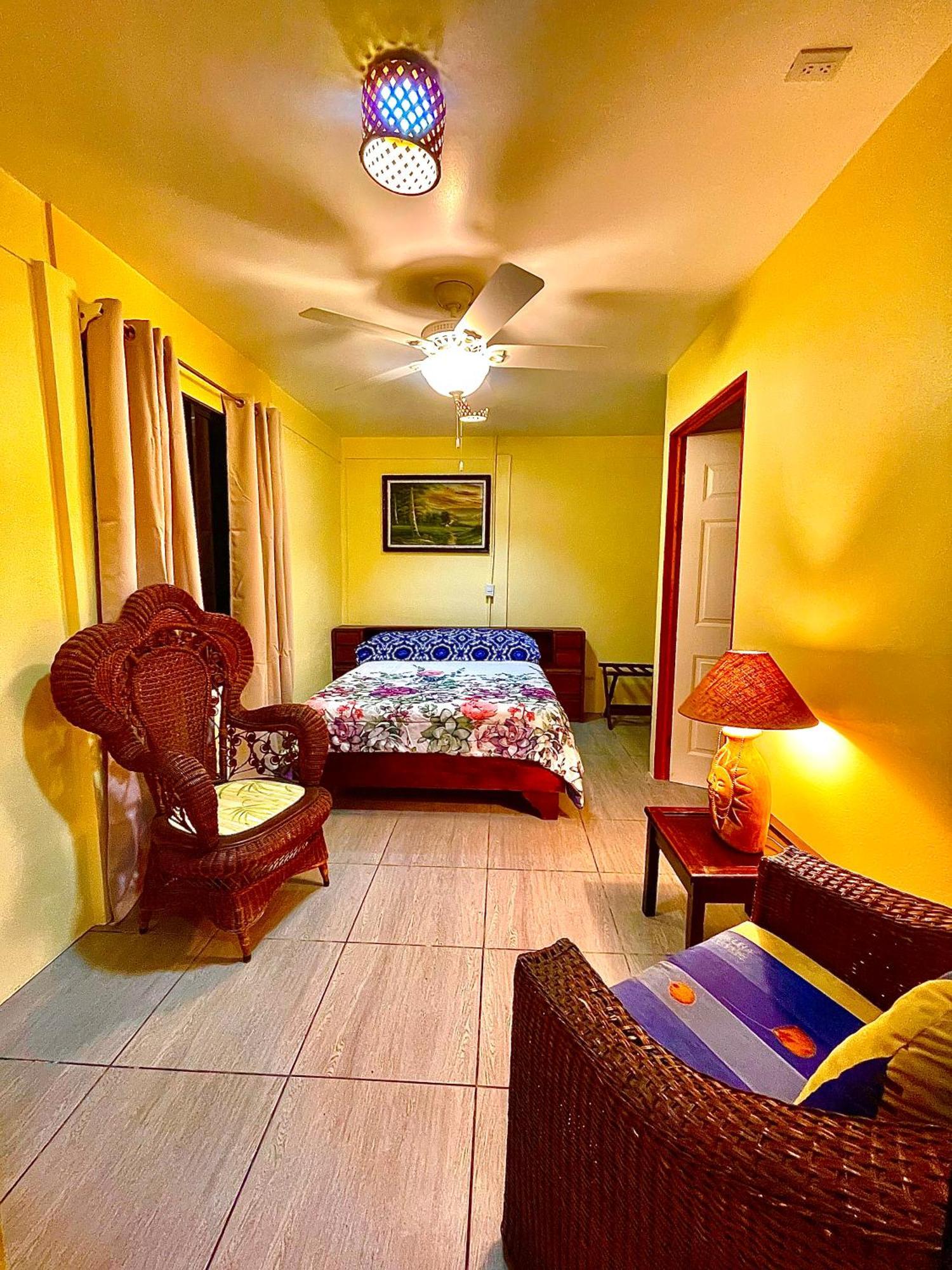 Hotel Tierra De Volcanes La Fortuna ภายนอก รูปภาพ